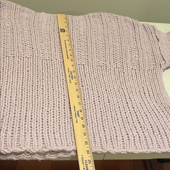 Free People Chunky Lilac Off-the-Shoulder Sloughy Cotton Crochet OverSized Small - Picture 9 of 15